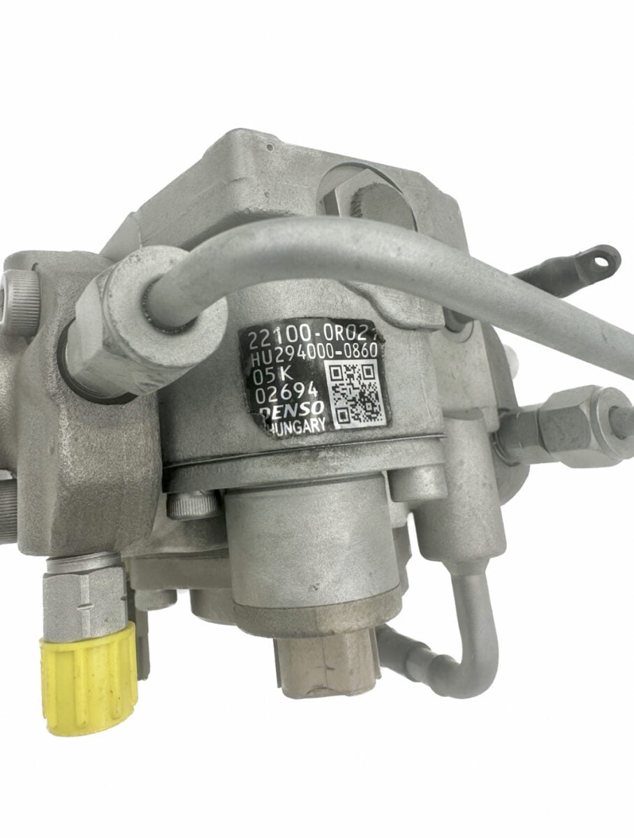 Remanufactured fuel injection pump DENSO 294000-0860, 22100-0R021, DCRP301020, 294000-1020 TOYOTA