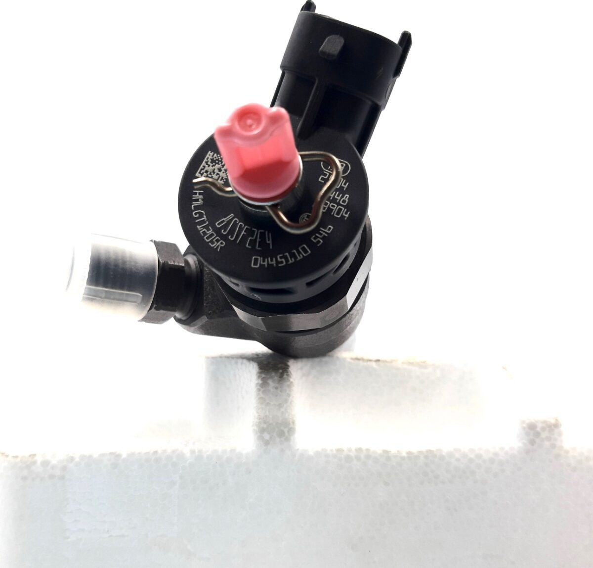 New injector 0445110546, 166007885R NISSAN