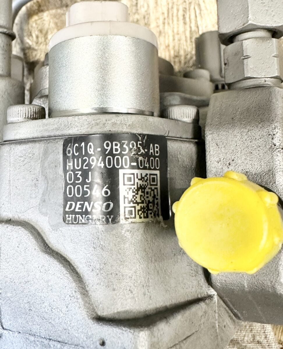 Remanufactured fuel injection pump DCRP300400, 294000-0400, 6C1Q-9B395-AB