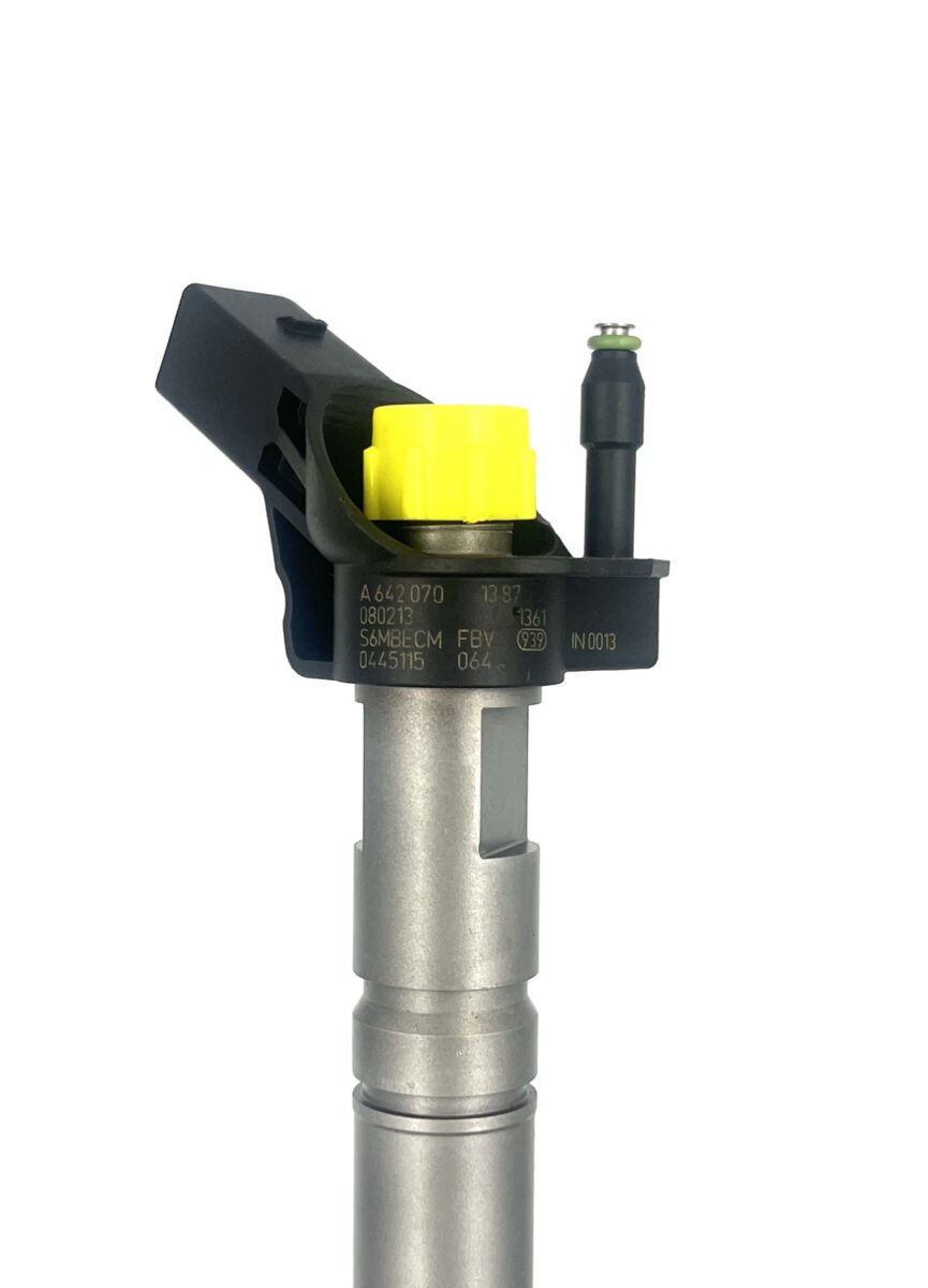 Remanufactured injector Bosch 0445115064, A6420700587 MERCEDES-BENZ