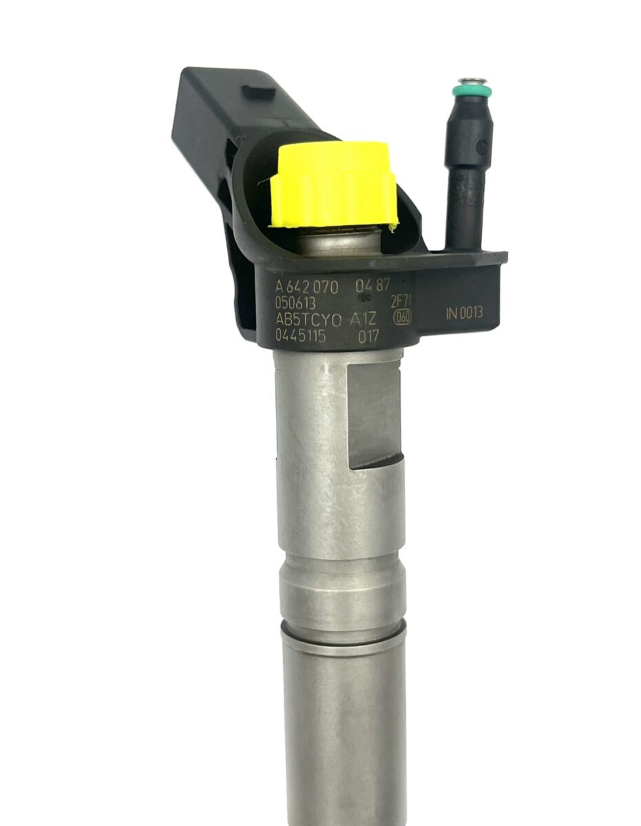 Remanufactured injector Bosch 0445115017, A6420700487 MERCEDES-BENZ