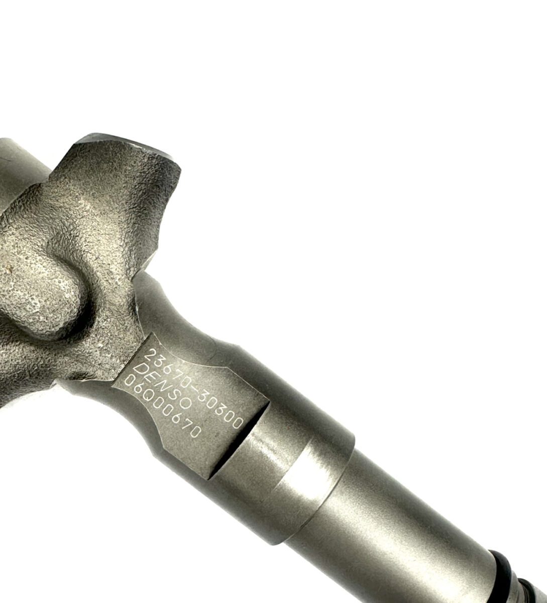 Remanufactured injector Denso 23670-30300, DCRI107760 TOYOTA