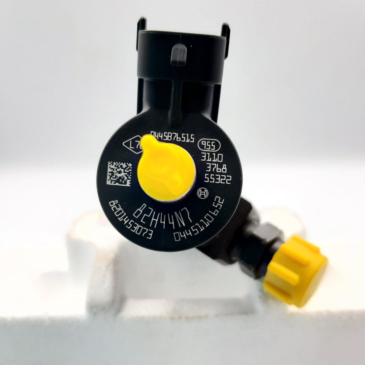 New injector 0445110652, 8201453073 RENAULT